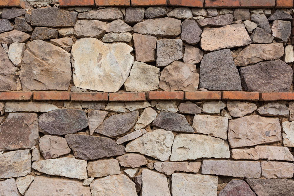retaining wall made of various stone